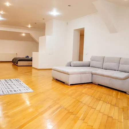 Kostyushka * Lemberg